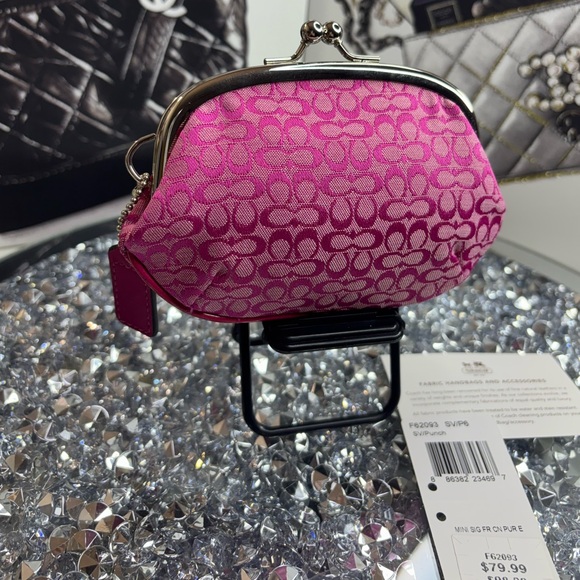 Coach vintage LE y2k Mini Signature kisslock Frame fuchsia pink Coin Purse NWT - Picture 7 of 15